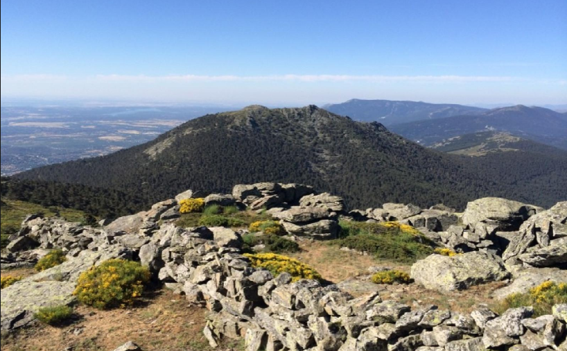Peña del Águila y La Peñota en Guadarrama (Madrid).