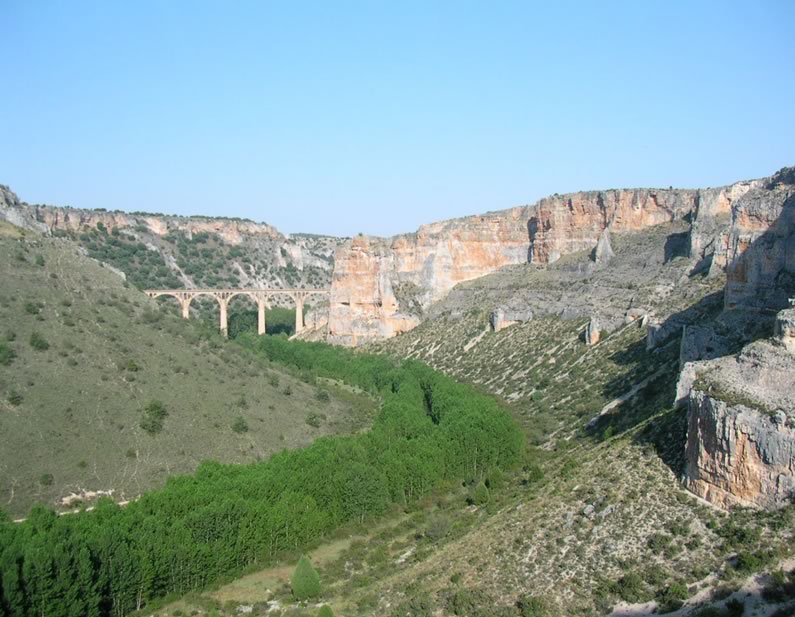 57bc9bfdeb99b_Hoces de Riaza